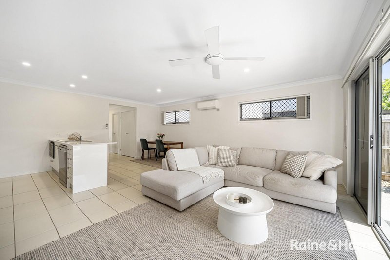 Photo - 6/188 Gainsborough Drive, Pimpama QLD 4209 - Image 2