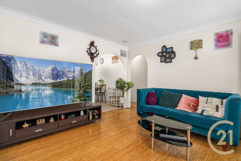 Photo - 6/19-21 Third Avenue, Macquarie Fields NSW 2564 - Image 5