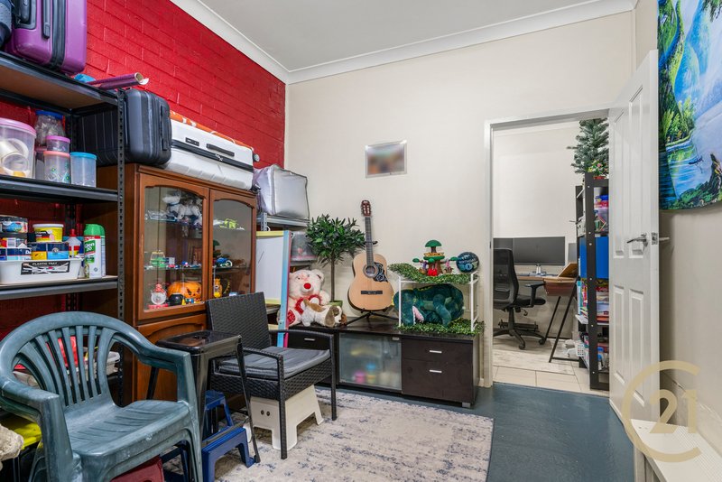 Photo - 6/19-21 Third Avenue, Macquarie Fields NSW 2564 - Image 10