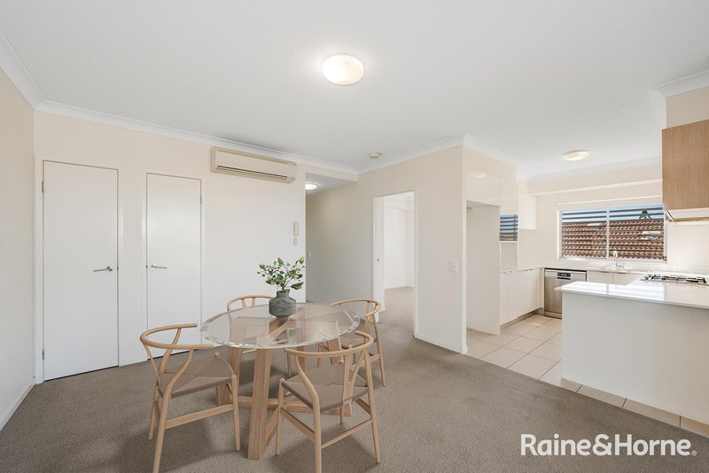 Photo - 6/19 Talbot Street, Coorparoo QLD 4151 - Image 4