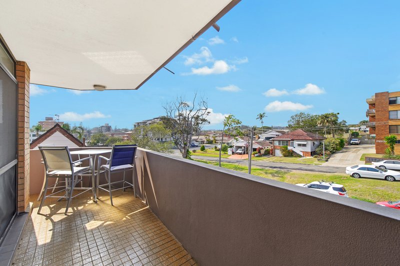 Photo - 6/19 Waugh Street, Port Macquarie NSW 2444 - Image 2