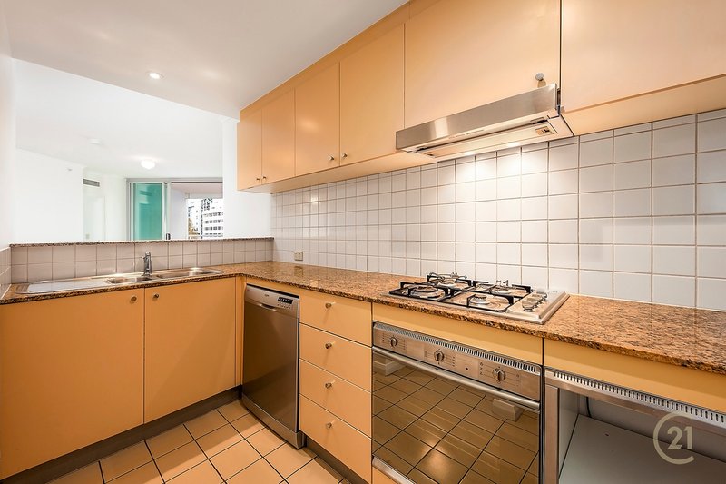 Photo - 619/2a Help Street, Chatswood NSW 2067 - Image 6