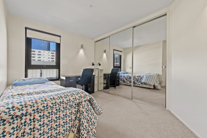 Photo - 619/838 Bourke Street, Docklands VIC 3008 - Image 5