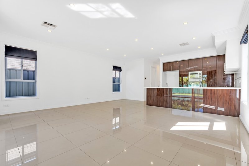 Photo - 61A Findon Avenue, Seaton SA 5023 - Image 10