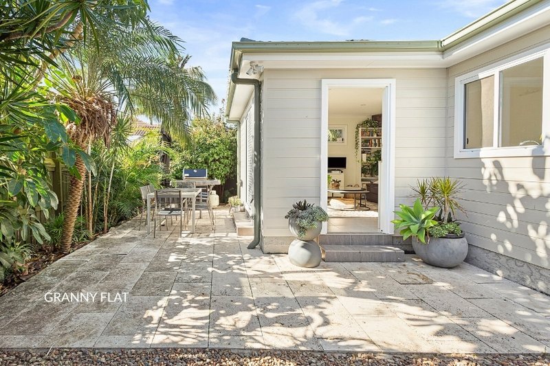 Photo - 61A Lascelles Road, Narraweena NSW 2099 - Image 2