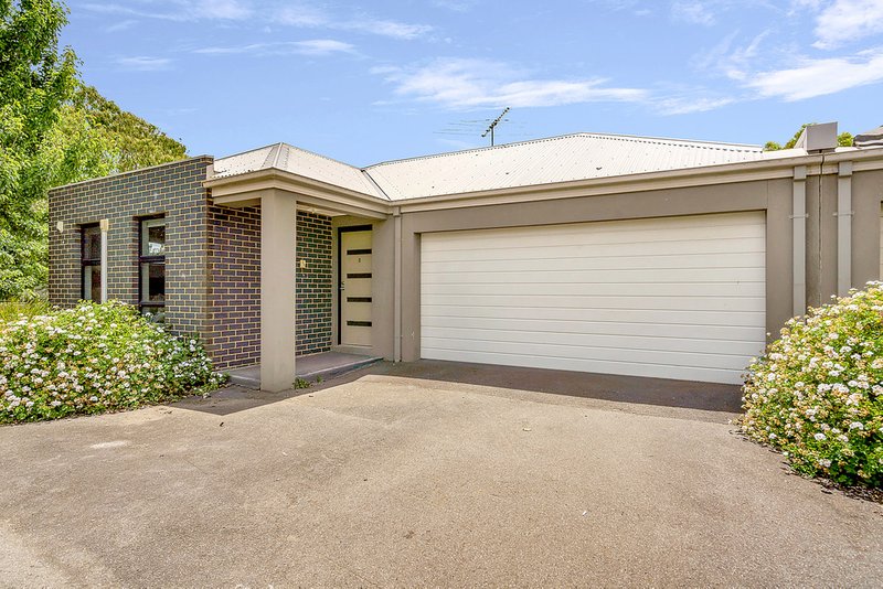 Photo - 6/2-10 Creekwood Drive, Craigieburn VIC 3064 - Image 2