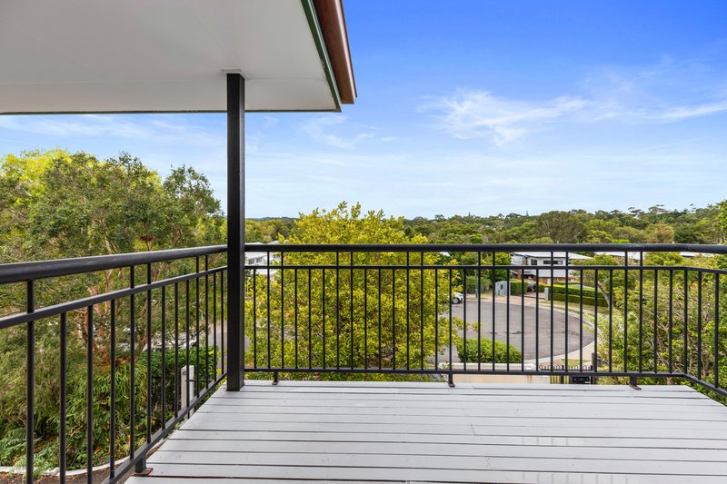 Photo - 6/2-4 Beacon Court, Sunrise Beach QLD 4567 - Image 3