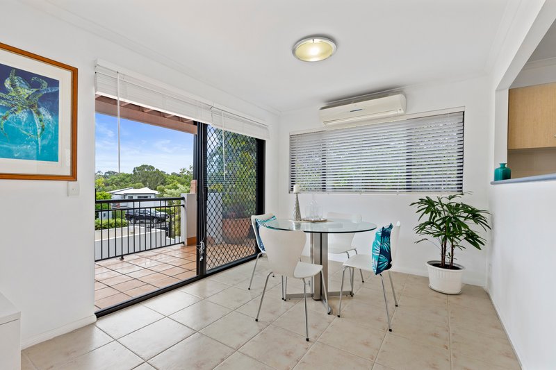 Photo - 6/2-4 Beacon Court, Sunrise Beach QLD 4567 - Image 6