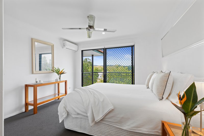 Photo - 6/2-4 Beacon Court, Sunrise Beach QLD 4567 - Image 8