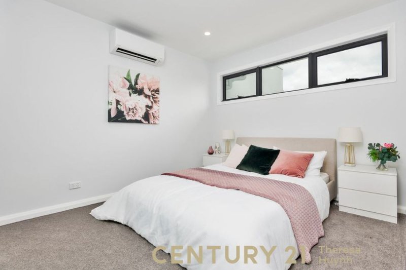 Photo - 6/2-4 Luxford Court, Springvale VIC 3171 - Image 6