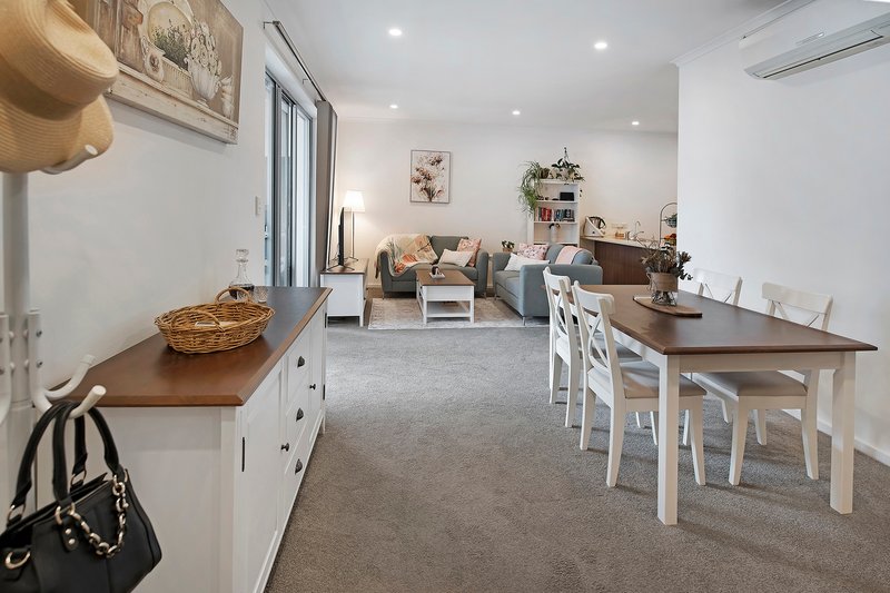 Photo - 6/2-6 Goodall Parade, Mawson Lakes SA 5095 - Image 5