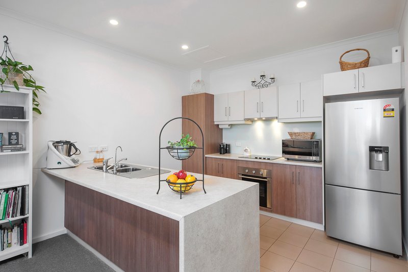 Photo - 6/2-6 Goodall Parade, Mawson Lakes SA 5095 - Image 6