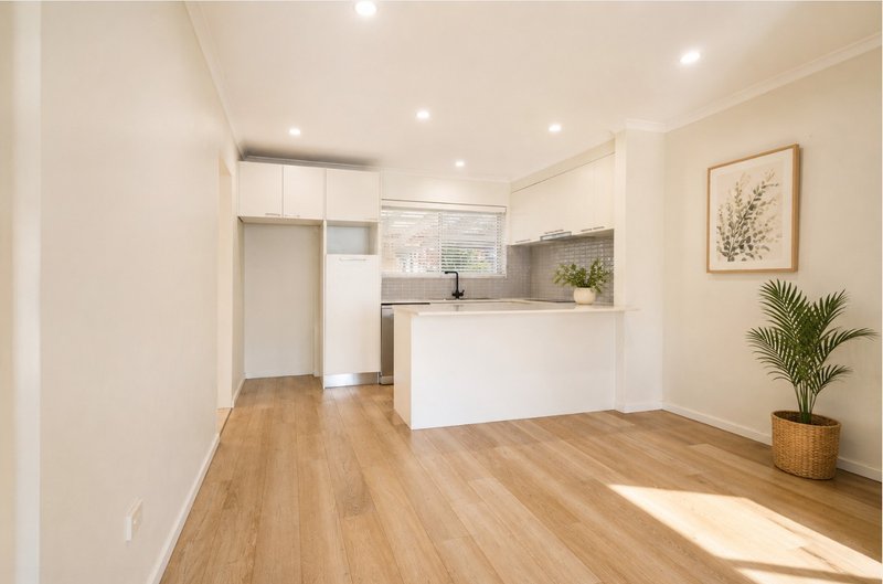 Photo - 6/2-6 Hainsworth Street, Westmead NSW 2145 - Image 2