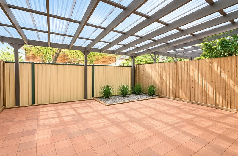 Photo - 6/2-6 Hainsworth Street, Westmead NSW 2145 - Image 17