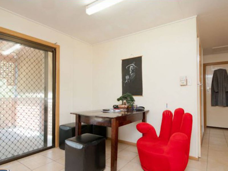 Photo - 62-64 Queen Street, Caboolture South QLD 4510 - Image 3