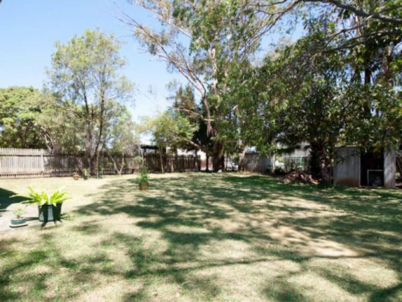 Photo - 62-64 Queen Street, Caboolture South QLD 4510 - Image 14