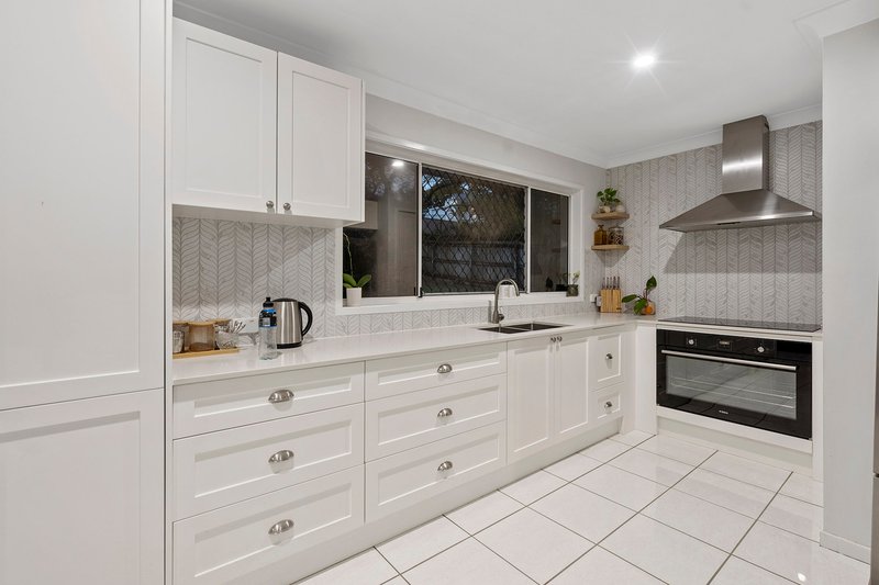 Photo - 62 Avonmore Street, Edens Landing QLD 4207 - Image 2