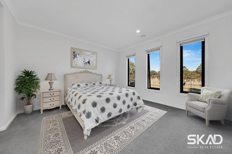 Photo - 62 Barrhill Boulevard, Wollert VIC 3750 - Image 7