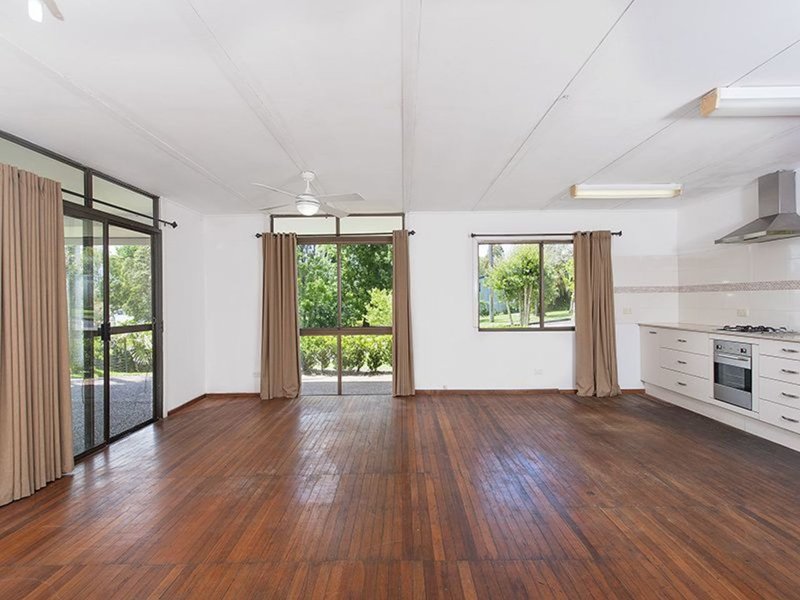 Photo - 62 Bayview Street, Soldiers Point NSW 2317 - Image 6