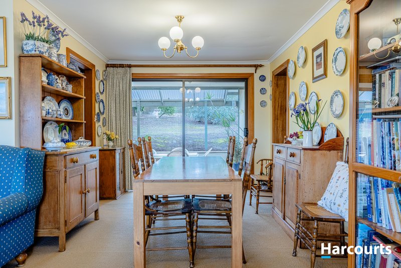 Photo - 62 Bellaview Road, Flagstaff Hill SA 5159 - Image 7