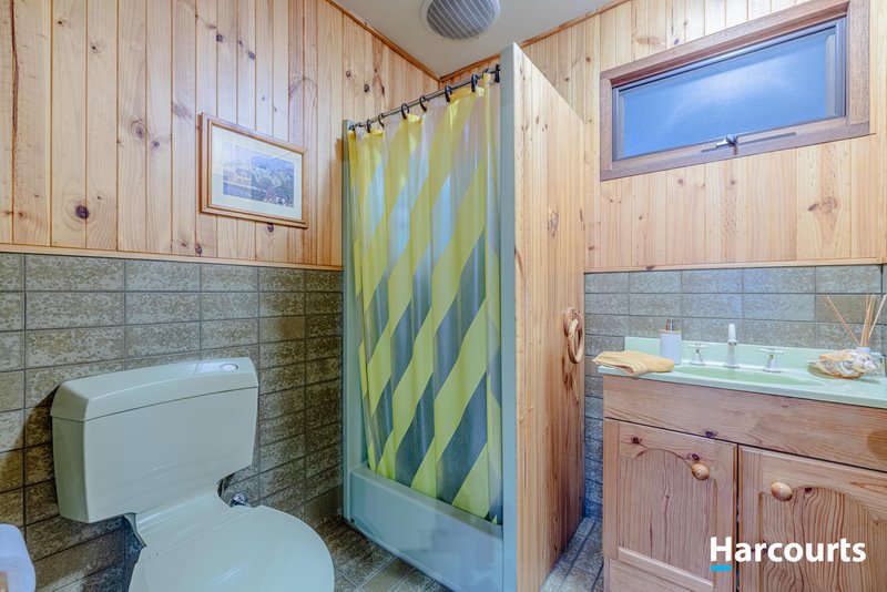 Photo - 62 Bellaview Road, Flagstaff Hill SA 5159 - Image 17