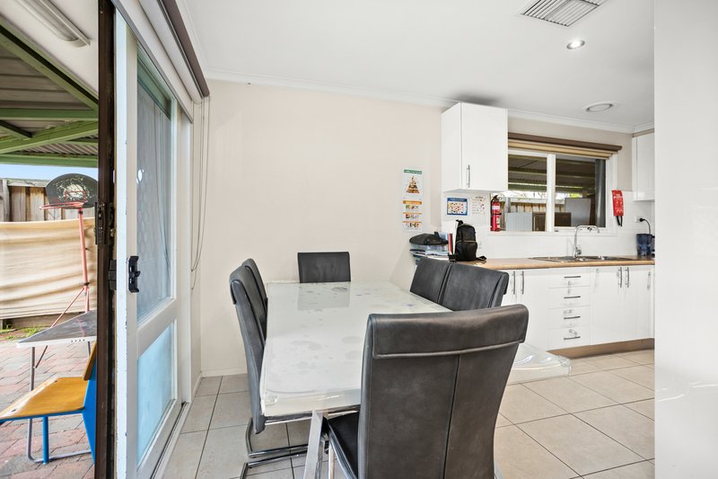 Photo - 62 Bellbridge Drive, Hoppers Crossing VIC 3029 - Image 7