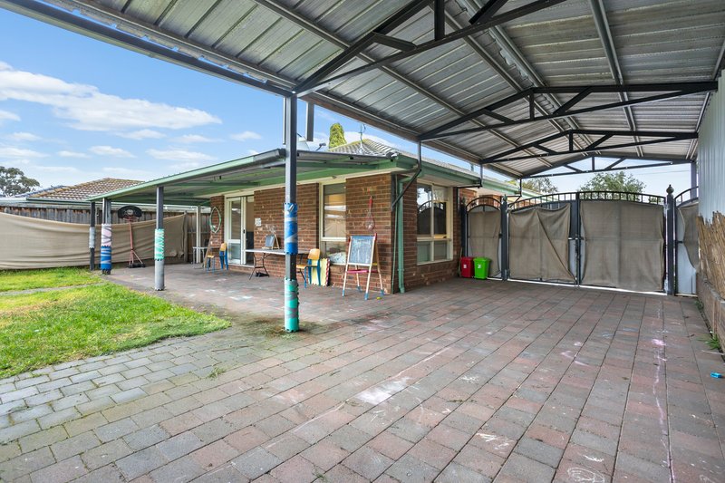 Photo - 62 Bellbridge Drive, Hoppers Crossing VIC 3029 - Image 12