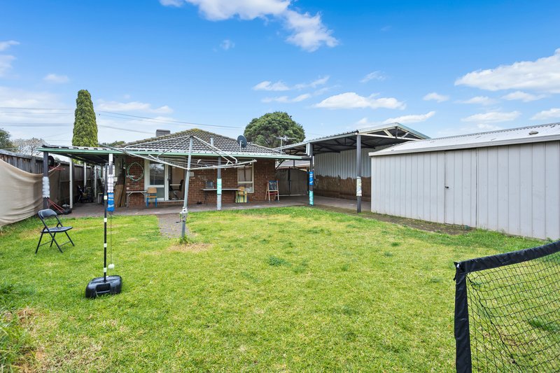 Photo - 62 Bellbridge Drive, Hoppers Crossing VIC 3029 - Image 17