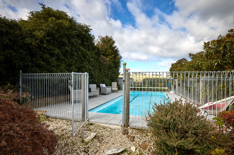 Photo - 62 Benvenue Road, St Leonards TAS 7250 - Image 4