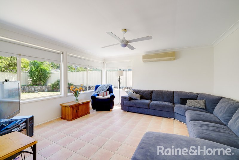 Photo - 62 Bindowan Crescent, Maryland NSW 2287 - Image 8