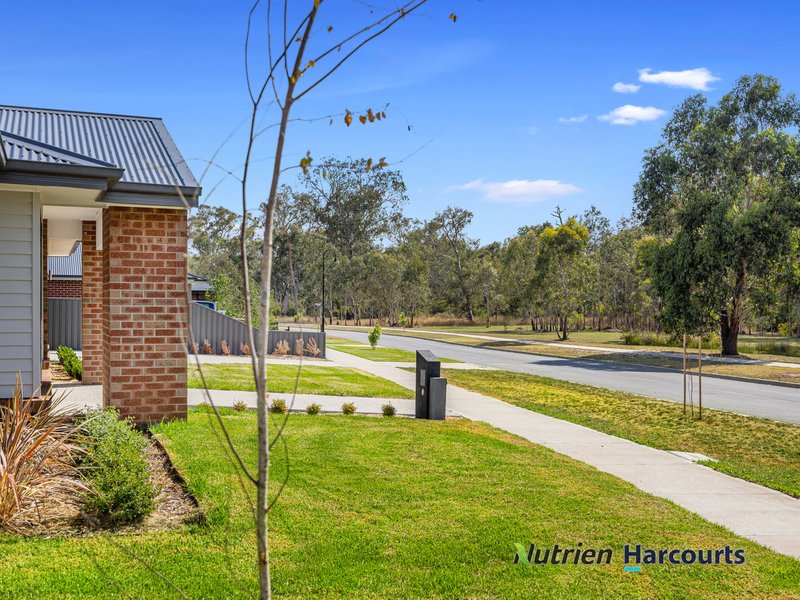 Photo - 62 Boundary Creek Boulevard, Yea VIC 3717 - Image 5