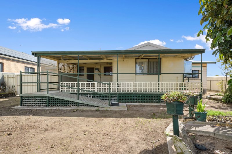 Photo - 62 Bridge Road, Ardrossan SA 5571 - Image 3