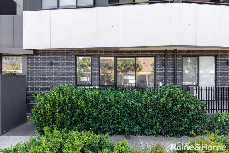 Photo - 6/2 Clark Street, Williams Landing VIC 3027 - Image 12