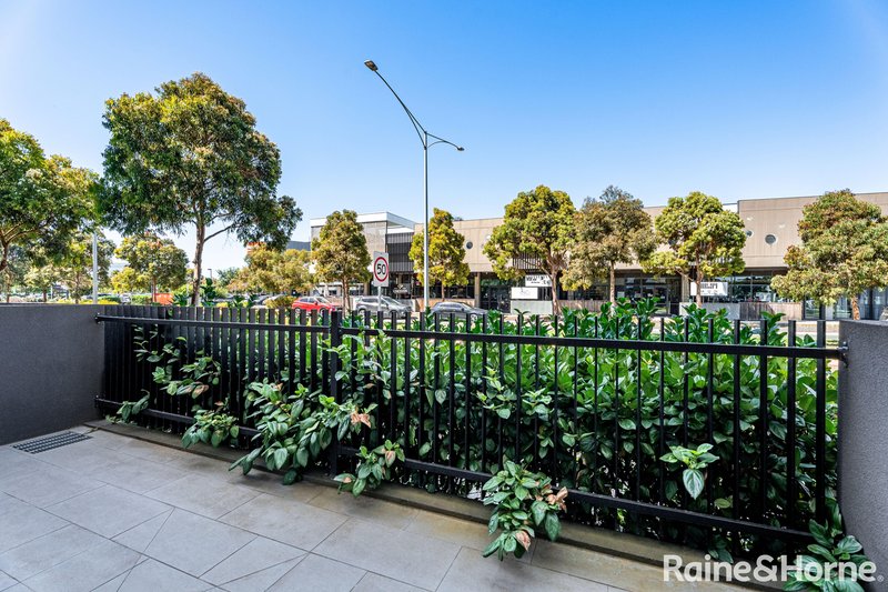 Photo - 6/2 Clark Street, Williams Landing VIC 3027 - Image 14