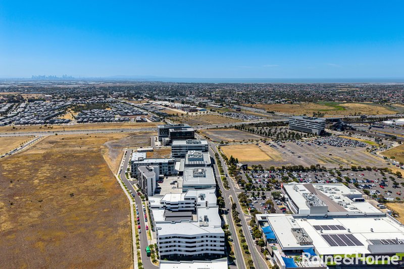 Photo - 6/2 Clark Street, Williams Landing VIC 3027 - Image 18