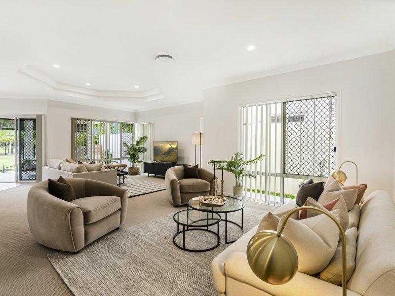 Photo - 62 Concord Cct , Robina QLD 4226 - Image 6