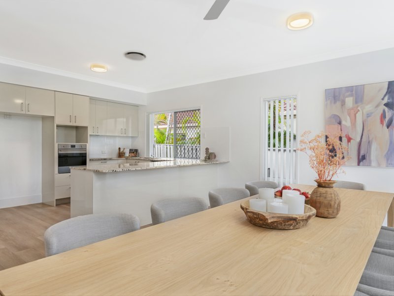 Photo - 62 Concord Cct , Robina QLD 4226 - Image 7