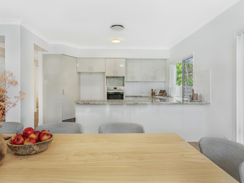 Photo - 62 Concord Cct , Robina QLD 4226 - Image 10