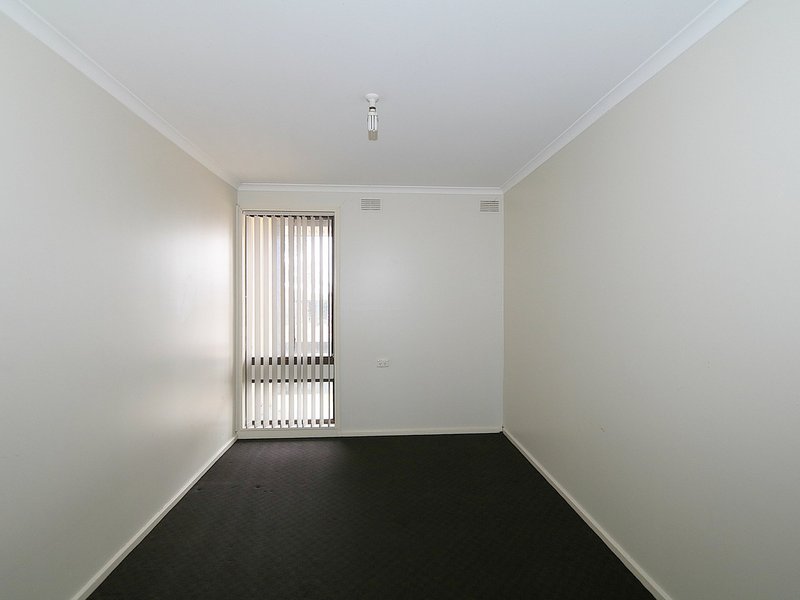 Photo - 62 Connorton Avenue, Ashmont NSW 2650 - Image 7