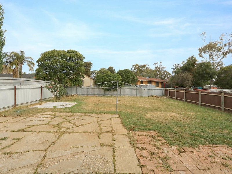 Photo - 62 Connorton Avenue, Ashmont NSW 2650 - Image 10