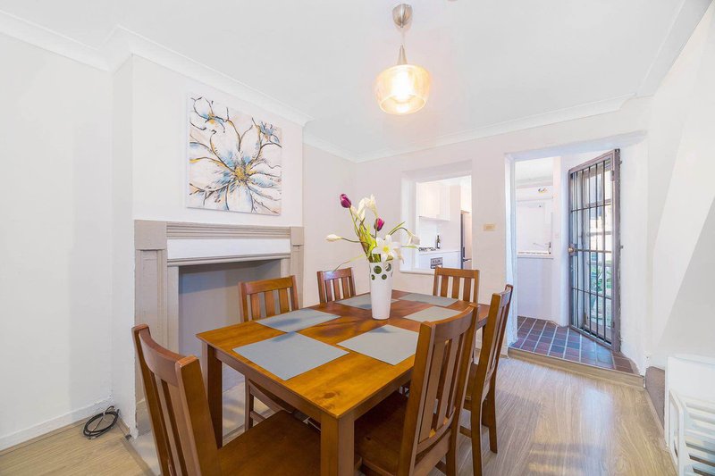 Photo - 62 Cowper Street, Glebe NSW 2037 - Image 2