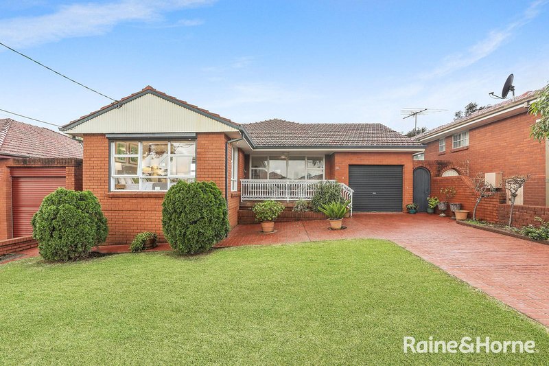 62 Cripps Avenue, Kingsgrove NSW 2208