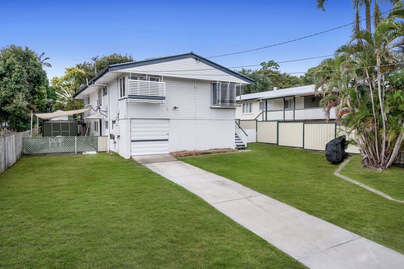 Photo - 62 Curve Avenue, Wynnum QLD 4178 - Image 1