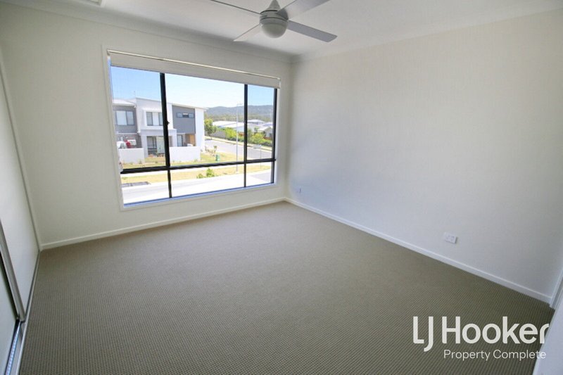 Photo - 62 Darnell Street, Yarrabilba QLD 4207 - Image 8