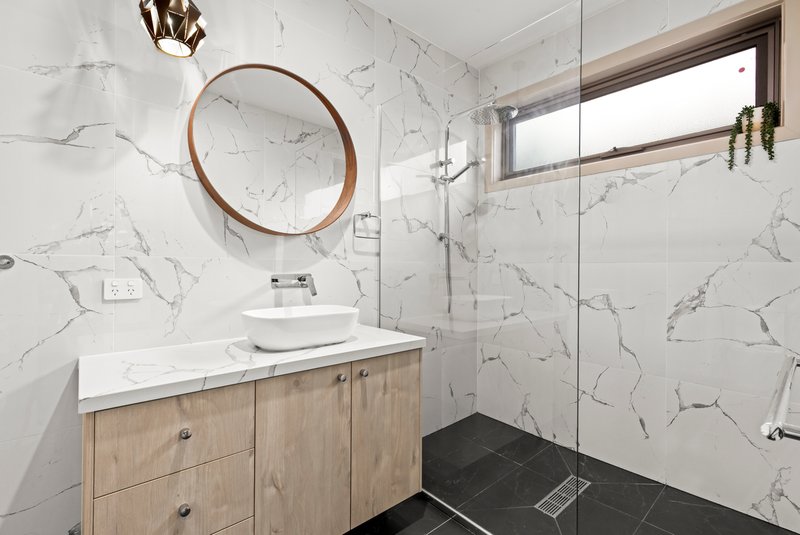 Photo - 62 Dryden Way, Highton VIC 3216 - Image 9