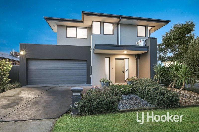 62 Elmslie Drive, Cranbourne East VIC 3977