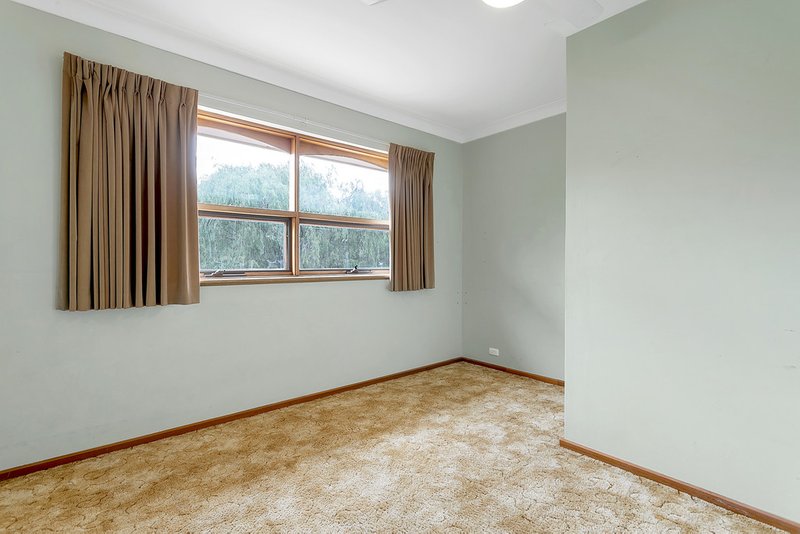 Photo - 62 Fairlie Drive, Flagstaff Hill SA 5159 - Image 15