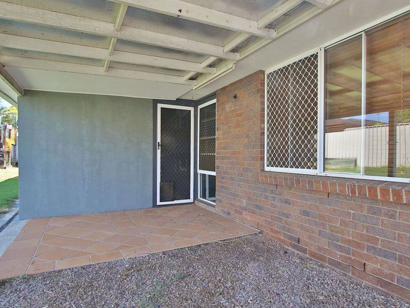 Photo - 62 Federation Drive, Hillcrest QLD 4118 - Image 14