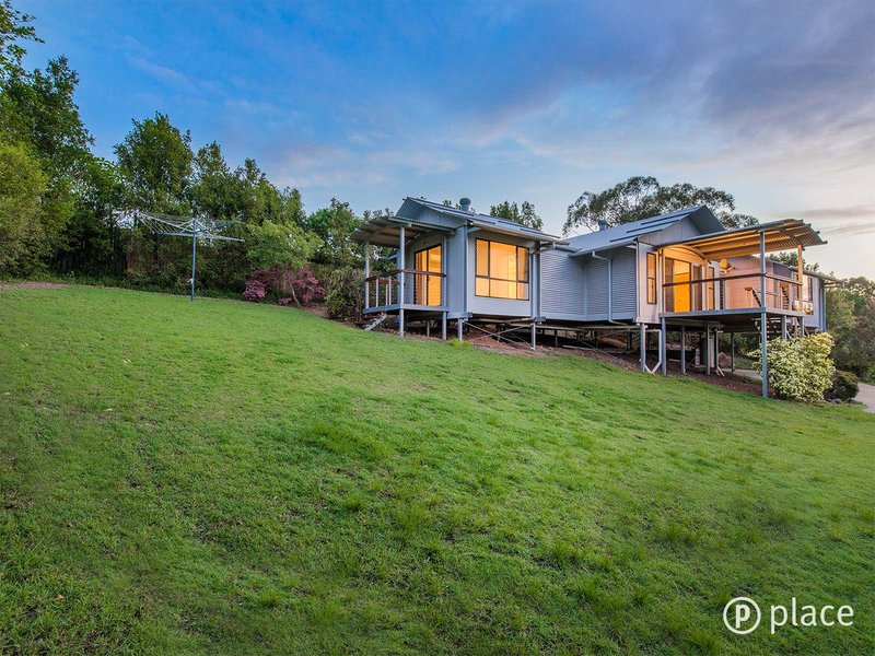 Photo - 62 Fiddlewood Crescent, Bellbowrie QLD 4070 - Image 21