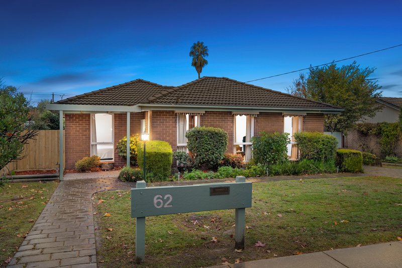Photo - 62 Folkstone Crescent, Ferntree Gully VIC 3156 - Image 1
